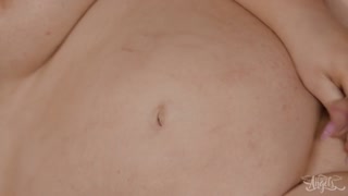 Goditi Bend over for your stepmom, she wants that big cock - video porno su ONE-PORN.COM