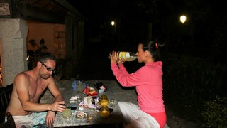 享受 Hardcore Party with Shaved Pussies - ONE-PORN.COM 上的色情视频