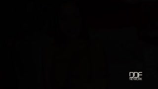 Goditi Angelica Heart's Big Tits and Pussy Licking for Guys - video porno su ONE-PORN.COM