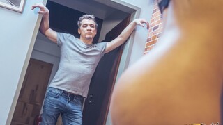 Enjoy Steve Q Fucks Zuzu Sweet in Missionary - porn videos on ONE-PORN.COM