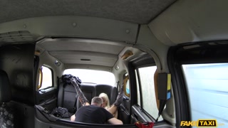 Nikmati Ass Fingering and Rimming for a Free Ride - video porno di ONE-PORN.COM