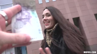 Сгенерируйте значение