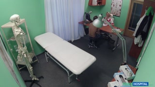 Goditi Nurse Gives Blowjob Prescription - video porno su ONE-PORN.COM