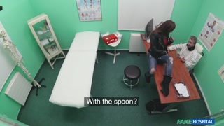 Goditi Nurse Amirah Adara Licks Pussy Then Gets Missionary - video porno su ONE-PORN.COM