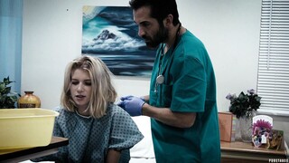 Desfrute de Donnie Rock Pounds Petite Nurse - Pussy to Mouth Action - vídeos pornô no ONE-PORN.COM