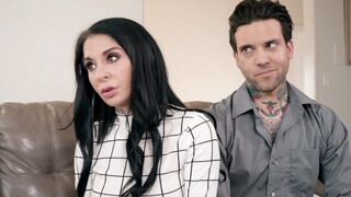 Goditi Elsa Jean’s Wild Threesome with Joanna Angel & Small Hands - video porno su ONE-PORN.COM