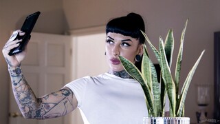 สนุกกับ Rocky Emerson & Jessie Lee’s Lesbian Tattoo Ass Worship - วีดีโอโป๊ที่ ONE-PORN.COM