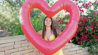 Nikmati Avi Love in Bikini Fucked Rough - Small Tits & Big Cock Fun - video porno di ONE-PORN.COM