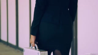 Nikmati Stockings-Clad Bridgette B Gagged On Charles Dera's Big Dick - video porno di ONE-PORN.COM