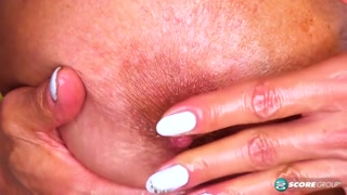 Nikmati Busty Asian Minka Bikini Buster Play - video porno di ONE-PORN.COM