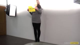 Hot Brunette Jana in Czech Casting Scene 즐기기 - ONE-PORN.COM의 포르노 비디오