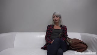 Goditi Cute Julie - Czech Girl with Small Tits Fucked - video porno su ONE-PORN.COM