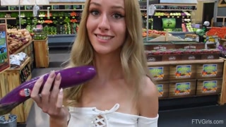 Disfruta de Mazzy's Sexy Return - Anal Solo with Toys - videos porno en ONE-PORN.COM
