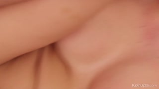 Desfrute de Big Boob Queen Lady Gang Takes a Cum Load on Tits - vídeos pornô no ONE-PORN.COM