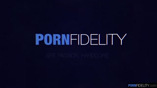 Užijte si Ryan Madison's British Banger - porno videa na ONE-PORN.COM