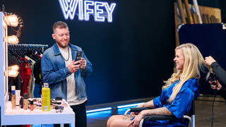 Geniet van Big Cock and Big Tits: Ashley's Lucky Day - pornovideo's op ONE-PORN.COM
