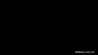 Genießen Sie Milf Little Caprice's Condom Caper - Pornovideos auf ONE-PORN.COM