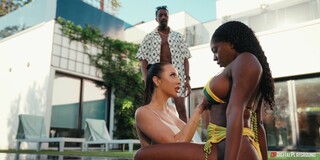 Goditi Shaved Pussy Gets Replaced - video porno su ONE-PORN.COM
