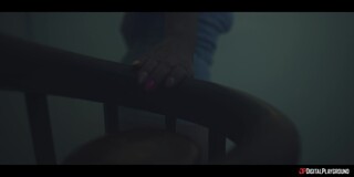 Goditi Indoor Threesome with Kissing - video porno su ONE-PORN.COM