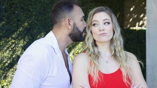 Goditi Cheating River Lynn Gets Her Pussy Fucked by Neighbor's Thick Cock - video porno su ONE-PORN.COM