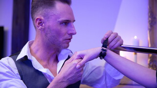 Geniet van Shaved Pussy Emily Mayers Gets Licked - pornovideo's op ONE-PORN.COM