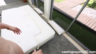 Nikmati Pussy Licking and More in Rollie's Audition - video porno di ONE-PORN.COM