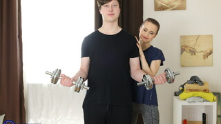 Goditi Young Fitness Instructor Fucks and Sucks MILF Barbora Or - video porno su ONE-PORN.COM