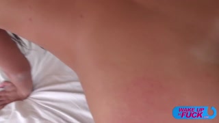 Nikmati Skinny Minnie Eveline Dellai Takes Control - video porno di ONE-PORN.COM