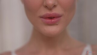 Goditi Nika Charming's Facial: A Cum-Filled Experience - video porno su ONE-PORN.COM