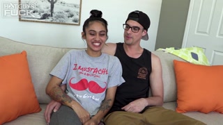 Goditi Big Ass Teen Takes Rough Sex from Social Media Star Dustin Hazel - video porno su ONE-PORN.COM
