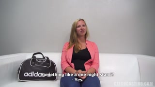 Goditi Horny Blonde Marie Loves Anal - Big Tits & Juicy Ass - video porno su ONE-PORN.COM