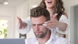 Genießen Sie Naughty Jillian Janson Sucks and Fucks Her Sister's BF - Pornovideos auf ONE-PORN.COM