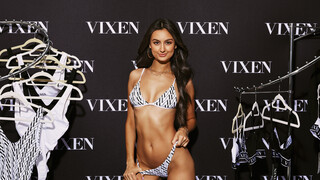 Enjoy Blue Gives Facial to Ibarra - porn videos on ONE-PORN.COM